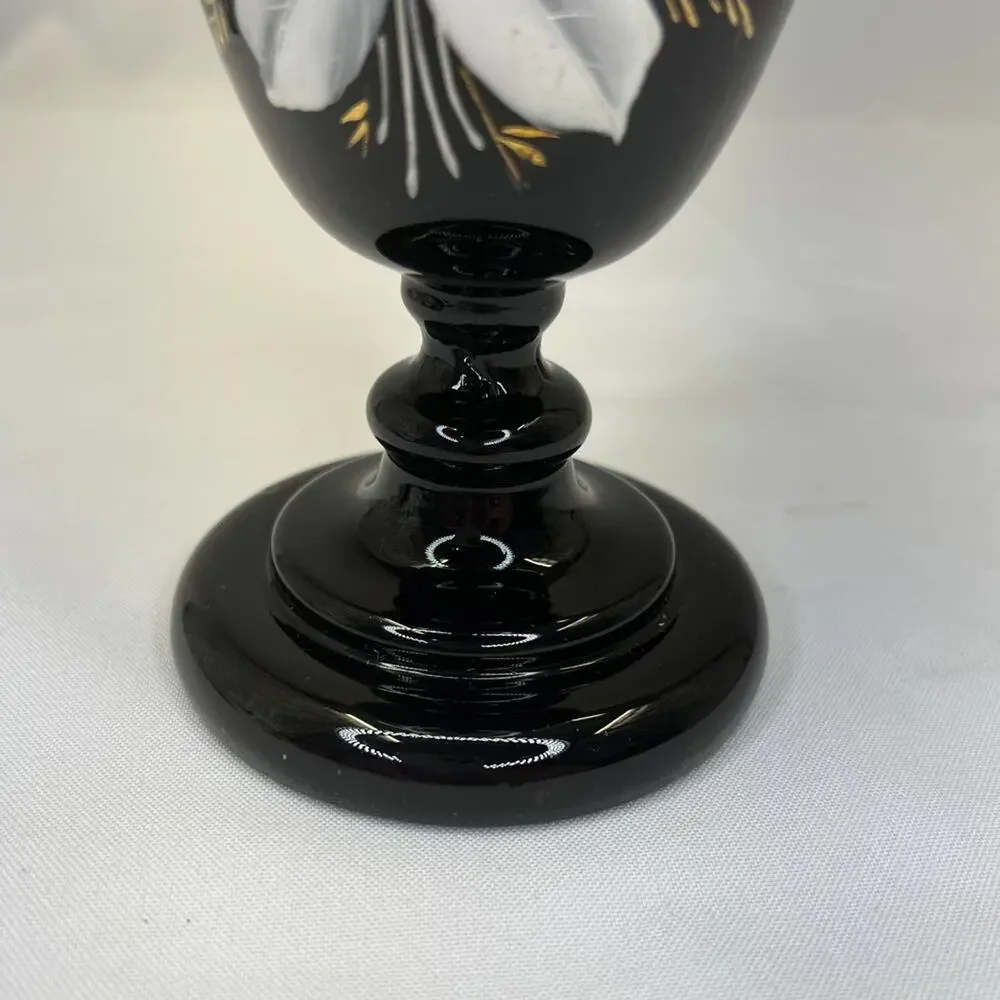 Vintage Black Glass Vase, Victorian era style handpainted floral decor - Picture 3 of 7
